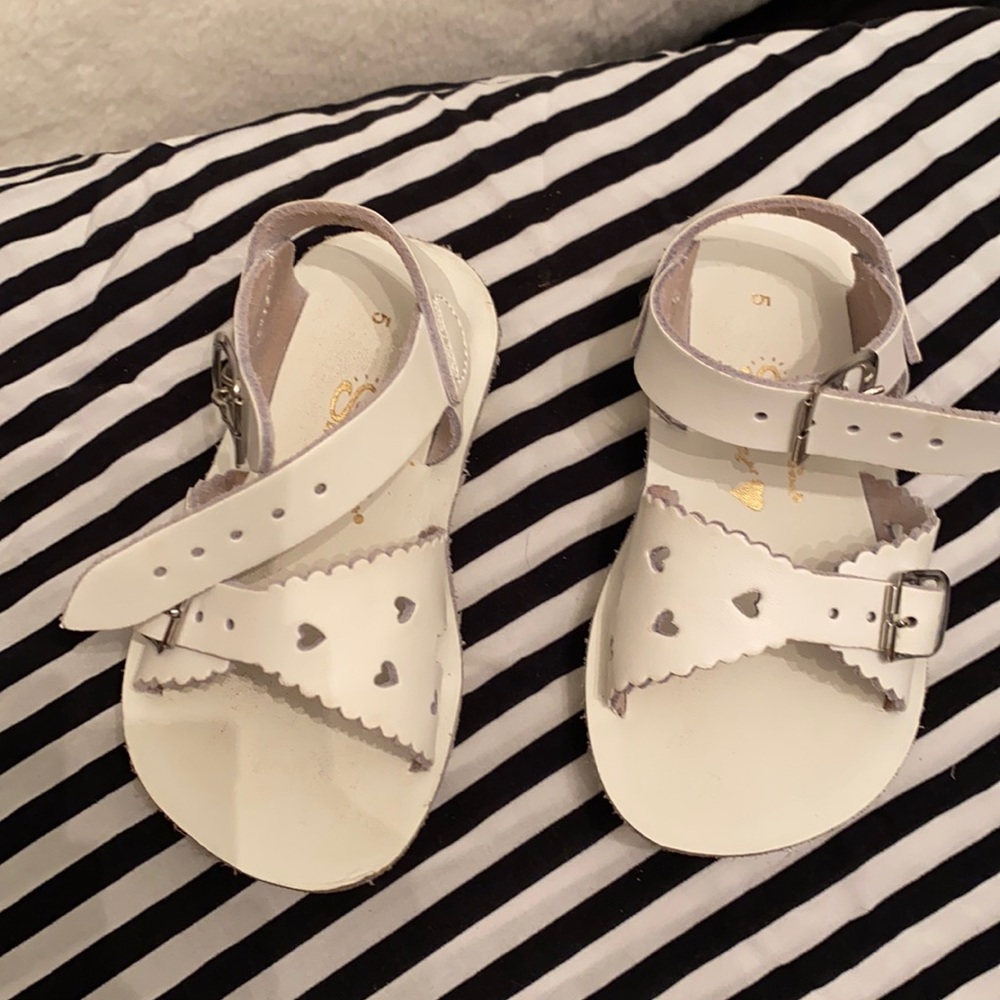 Saltwater Sun~Sand Sweetheart sandals 5c